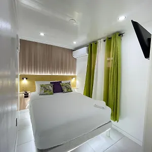 The Jazmin's Oranjestad